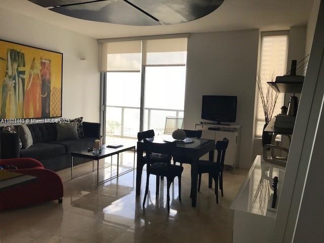 Foto del edificio - 1050 Brickell Ave