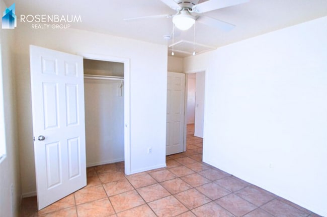 Building Photo - 9975 W Lynx Dr