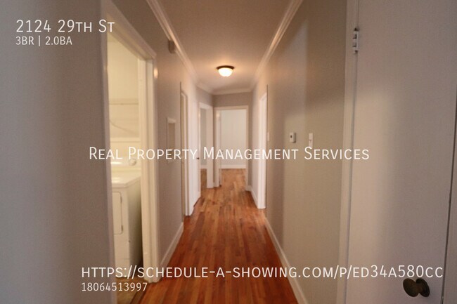 Building Photo - Newly Remodeled 3 Bedroom Home on Corner Lot