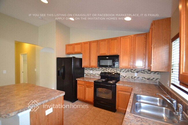 Foto del edificio - 808 Barclay Wood Dr