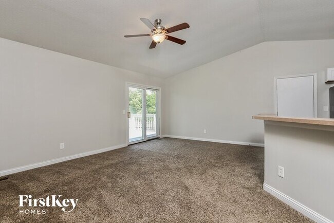 Building Photo - 1353 War Bonnet Dr