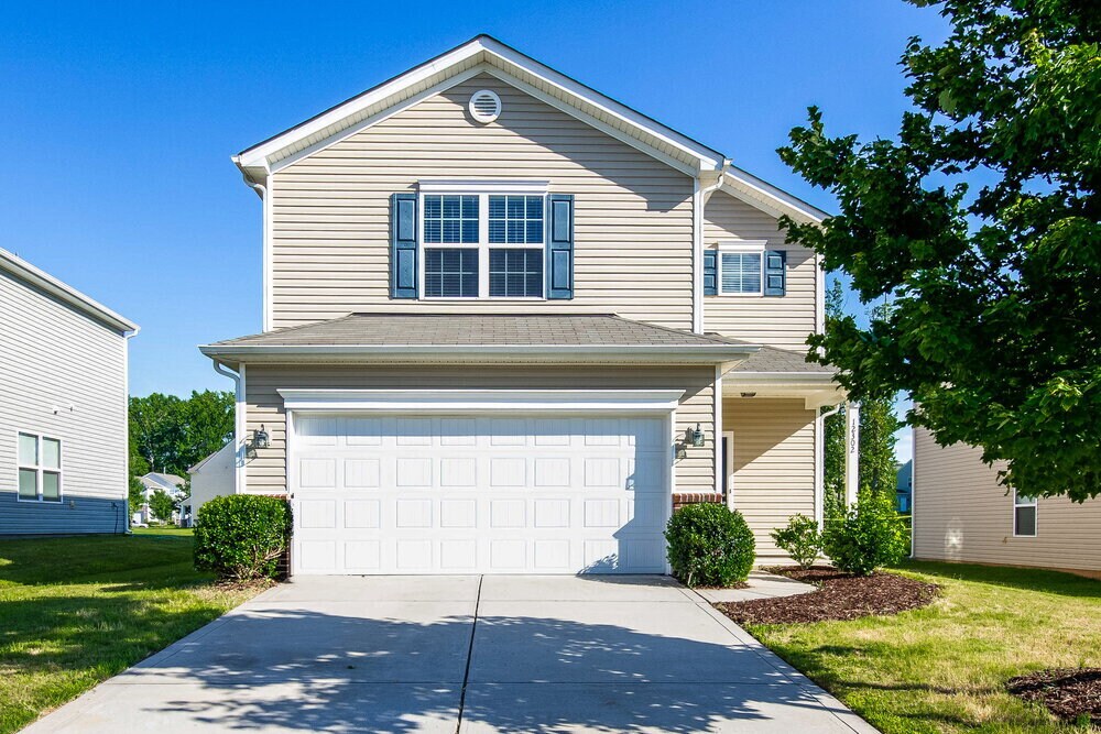Foto principal - 12302 Downy Birch Rd