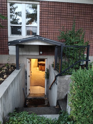 Building Photo - 1925 Logan Ave S