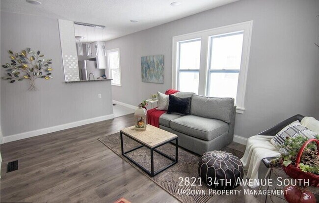 Foto del edificio - 2821 34th Ave S