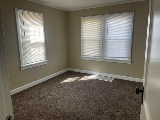 Building Photo - 31 Franklin Ave