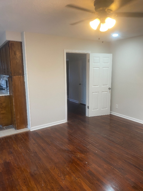 Building Photo - 1930 W Dallas St