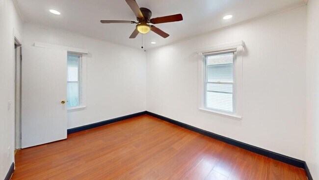 Foto del edificio - 223 Lincoln Ave