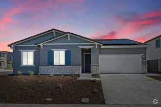 Building Photo - 2104 Day Lily Ave
