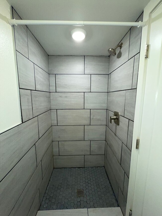 Foto del edificio - 314 S Asbury St