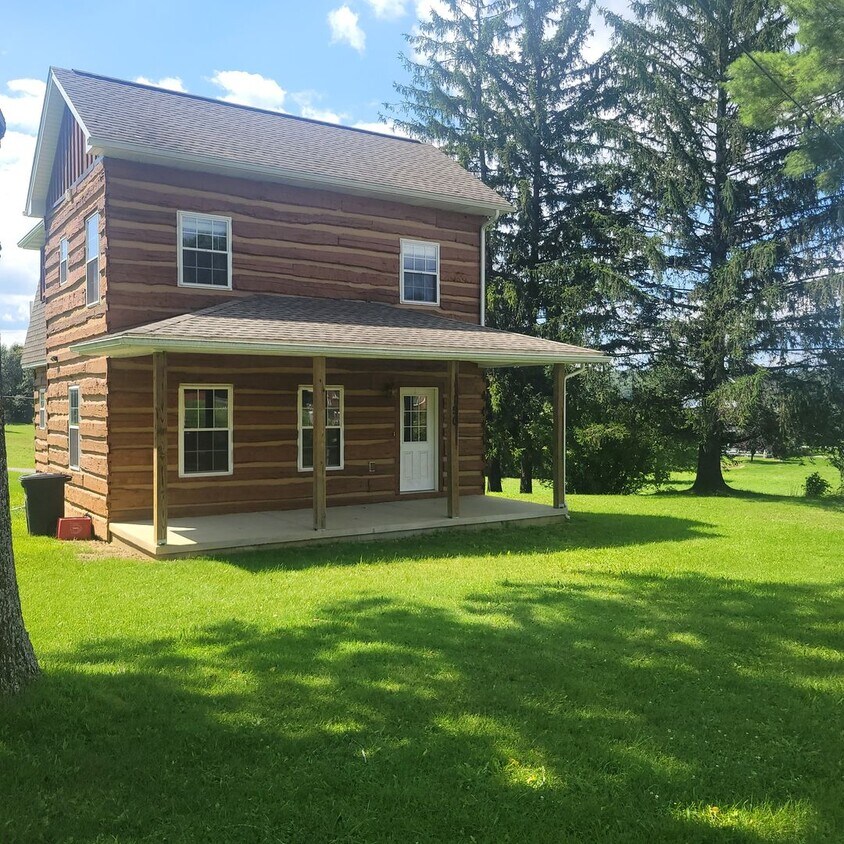 Primary Photo - Rustic hidden Gem this 3 Bedroom, 1.5 Bath...