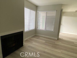 Foto del edificio - 2113 Apricot Dr