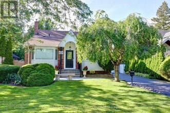 Building Photo - 1493 Briarwood Crescent