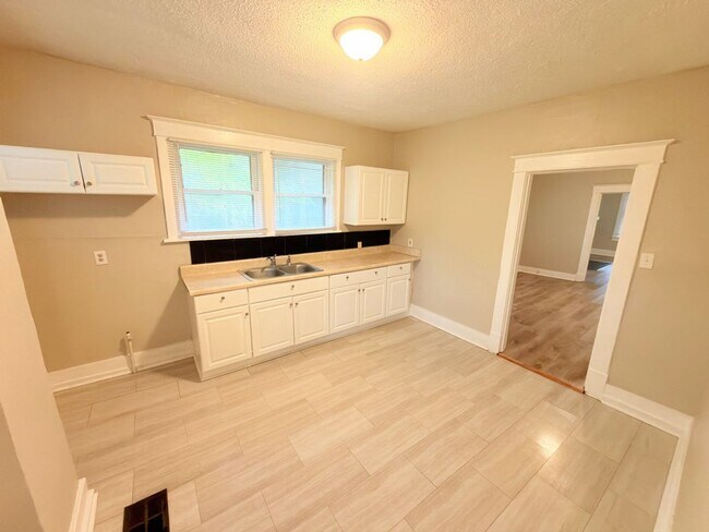 Foto del edificio - Move-In Ready 3-Bedroom Home in Memphis – Limited Time Offer