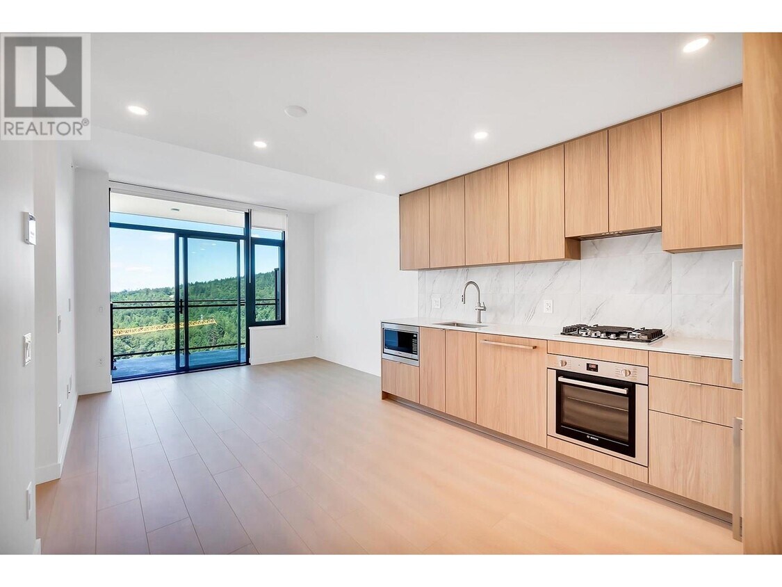 Photo principale - 626-2626 Claremont St