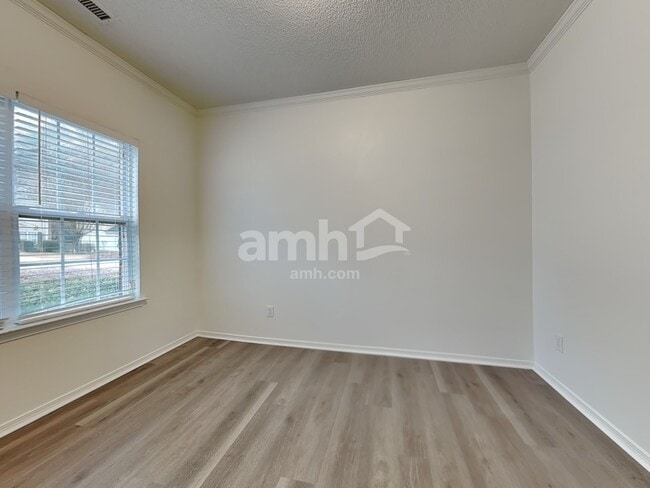 Building Photo - 3040 Bethwicke Ct