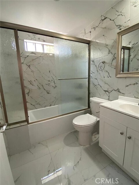 Foto del edificio - 21217 De La Guerra St