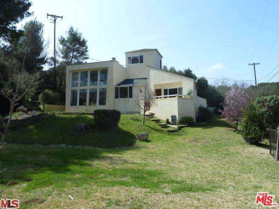 110 Apartments Available for Rent in Calabasas, CA