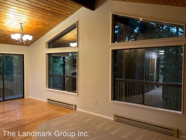 Building Photo - 4 br, 2 bath House - 21440 NE Union Hill RD