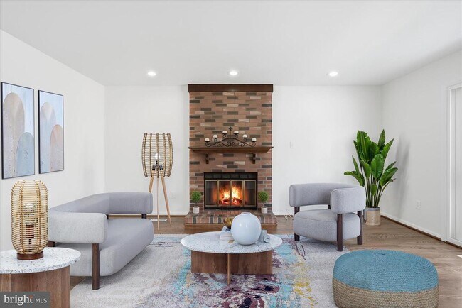 Building Photo - 9500 Windbeat Way