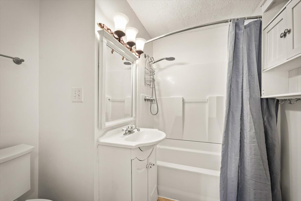 Building Photo - 4317 Antisdale St