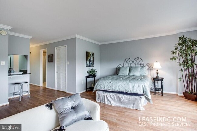 Foto del edificio - 2939 Van Ness St NW