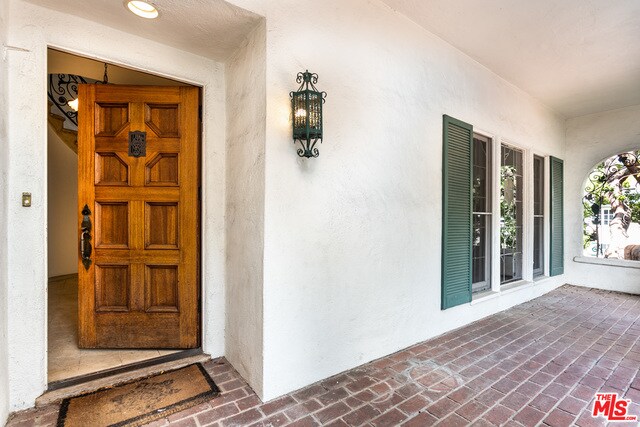 Foto del edificio - 901 Malcolm Ave