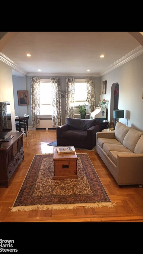 Foto principal - 8701 Shore Rd