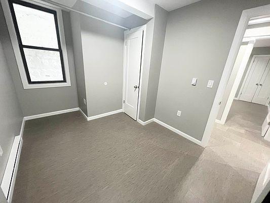 Building Photo - 3 bedroom in BRONX NY 10459