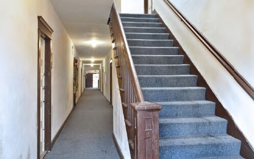 Building Photo - 1337 Albany St