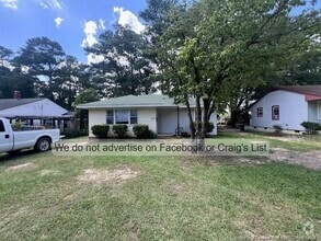 Building Photo - 2073 Osceola Dr