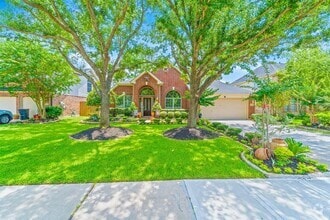 Building Photo - 13738 Sherburn Manor Dr