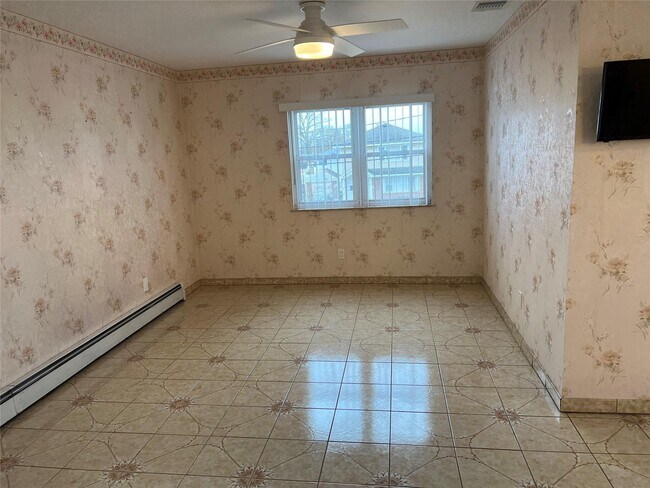 Foto del edificio - 1454 Kiefer Ave