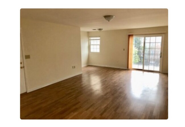 Building Photo - 108 Leonard St