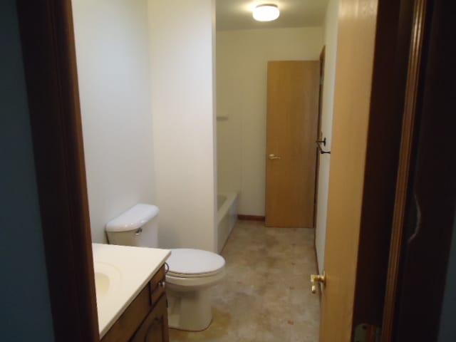 Building Photo - 506 12th Ave S