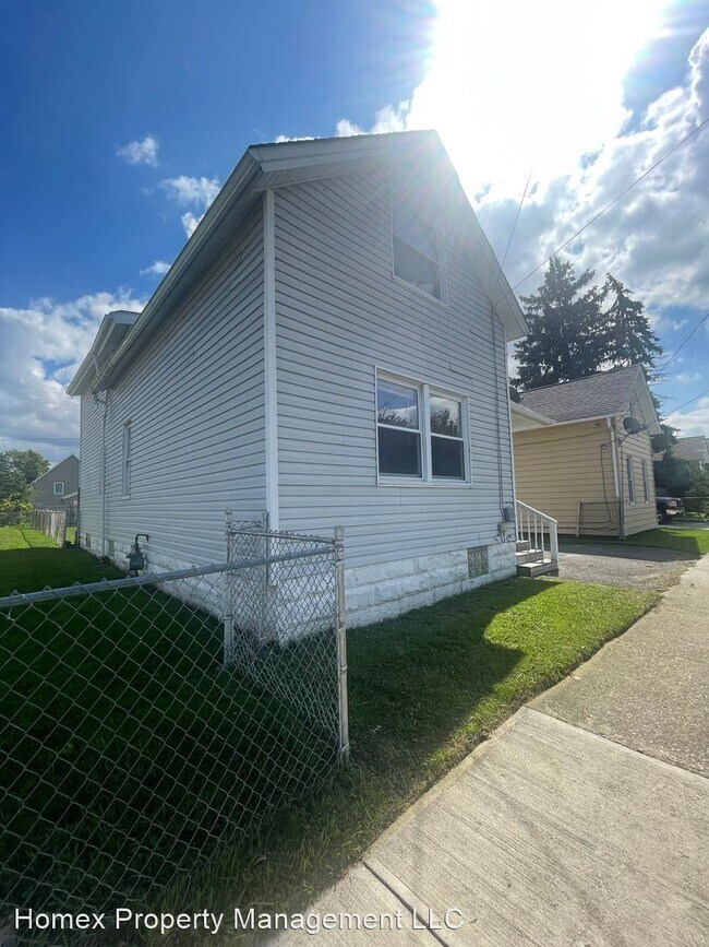 Foto del edificio - 4 br, 1.5 bath House - 3279 W. 50th Street