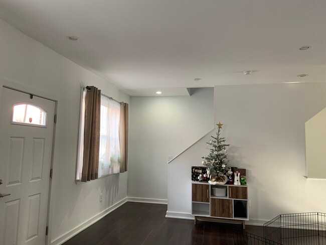 Foto del edificio - 2991 Livingston St