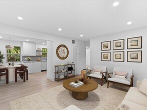 Building Photo - 5625 SW 80th St
