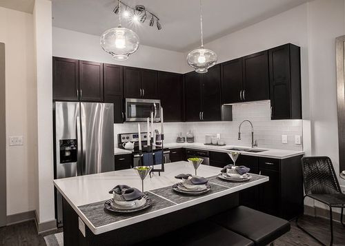 Foto del edificio - 5005 Galleria Rd