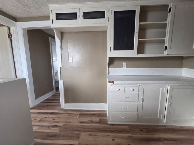 Building Photo - 4204 Pacific St