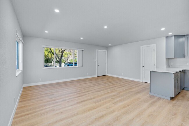 Foto del edificio - 1305-1321 Laurel Street