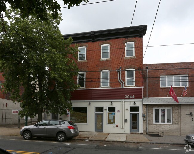 Foto del edificio - 3044-3046 Richmond St