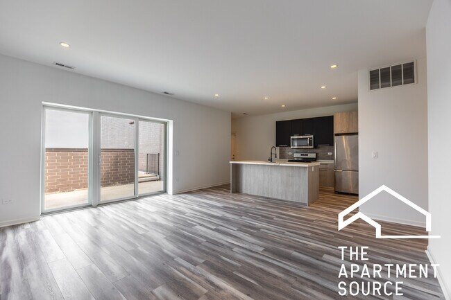 Foto del edificio - 2533 W Fullerton Ave