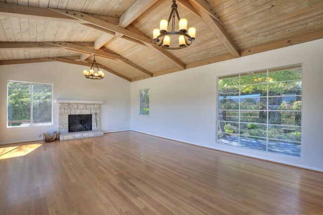 Foto del edificio - Peaceful Hope Ranch Living