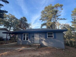 Building Photo - 6611 E Wakefield Dr