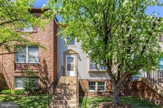 Building Photo - 5932 Spruce Run Ct