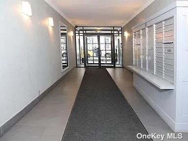 Foto del edificio - 180 Thompson St
