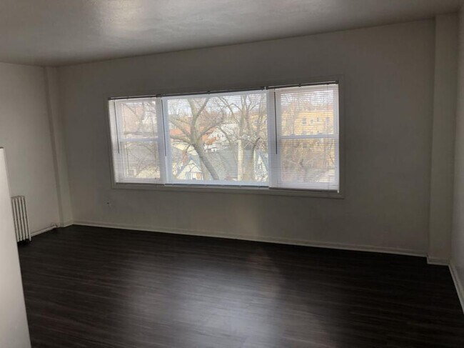 Foto del edificio - 1 bedroom in Chicago IL 60626