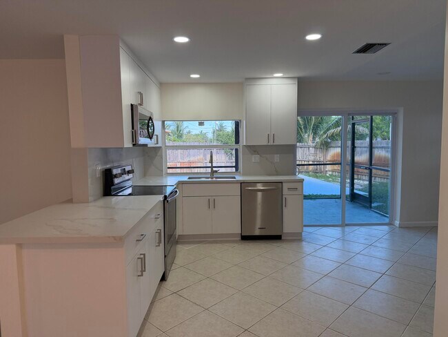Foto del edificio - 4200 NW 37th Terrace