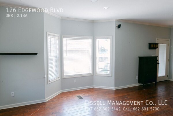 Building Photo - 126 Edgewood Blvd