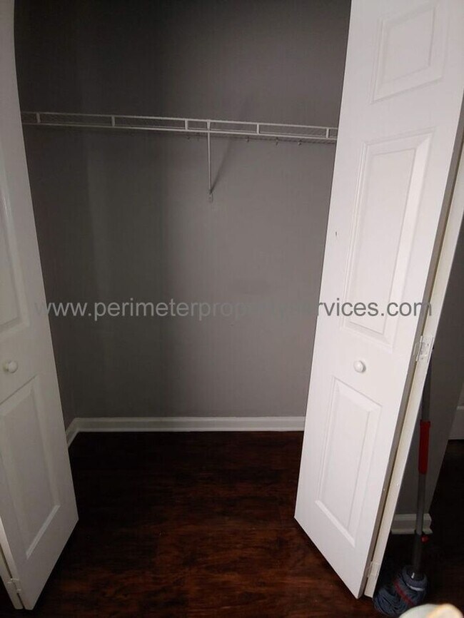 Foto del edificio - WOW! Great Duplex Available Today!